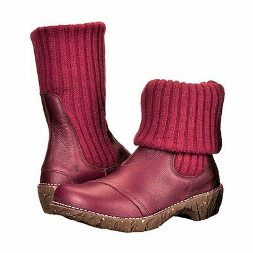El Naturalista Maroon Sweater Boots